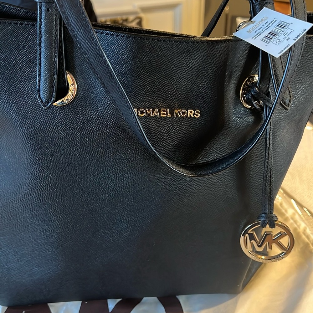 black mk purse